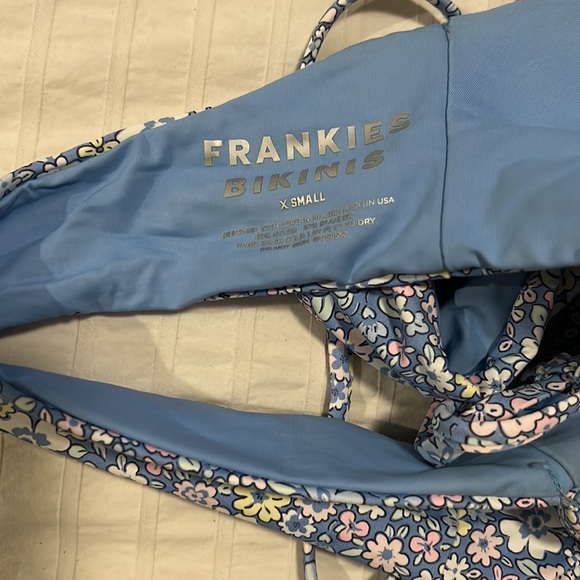 Frankie’s Bikini Springtime Jagger Bandeau, Foxy String Top, Foxy Cheeky Bottom - Picture 10 of 16